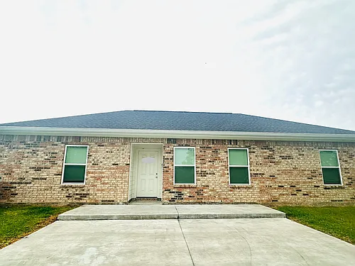 2310 Timberlane Dr Photo 1
