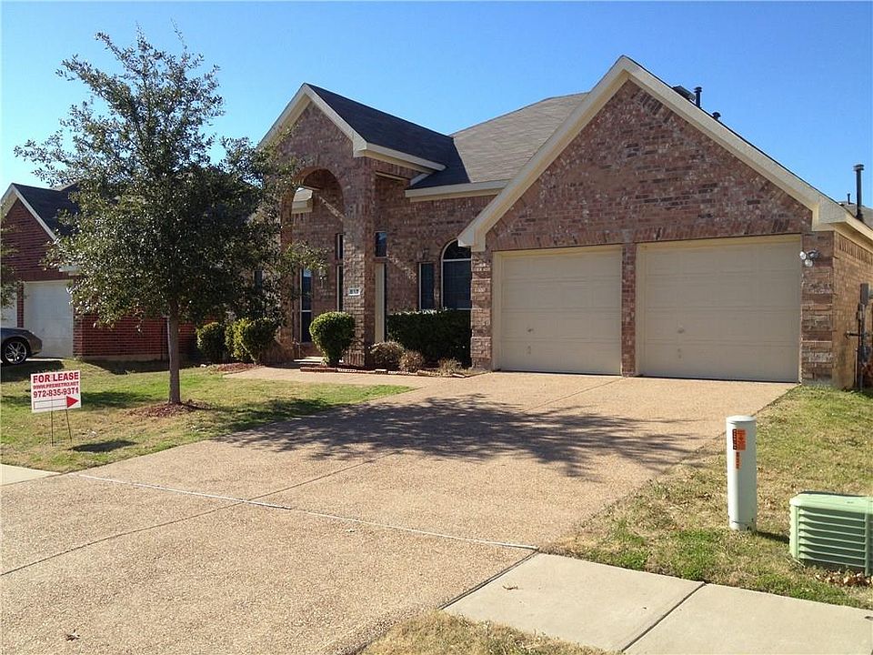 1st image of 817 Magnolia Trl