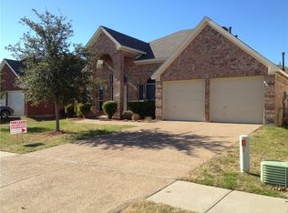 817 Magnolia Trl, Desoto, TX 75115