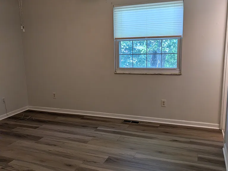 12074 Freestone Ct — Photo 11