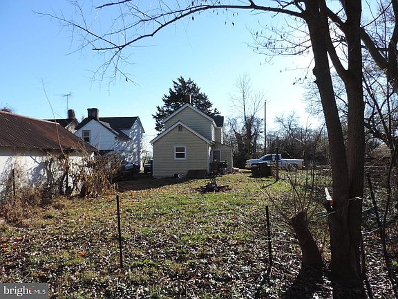 3rd image of 28036 Creamery St