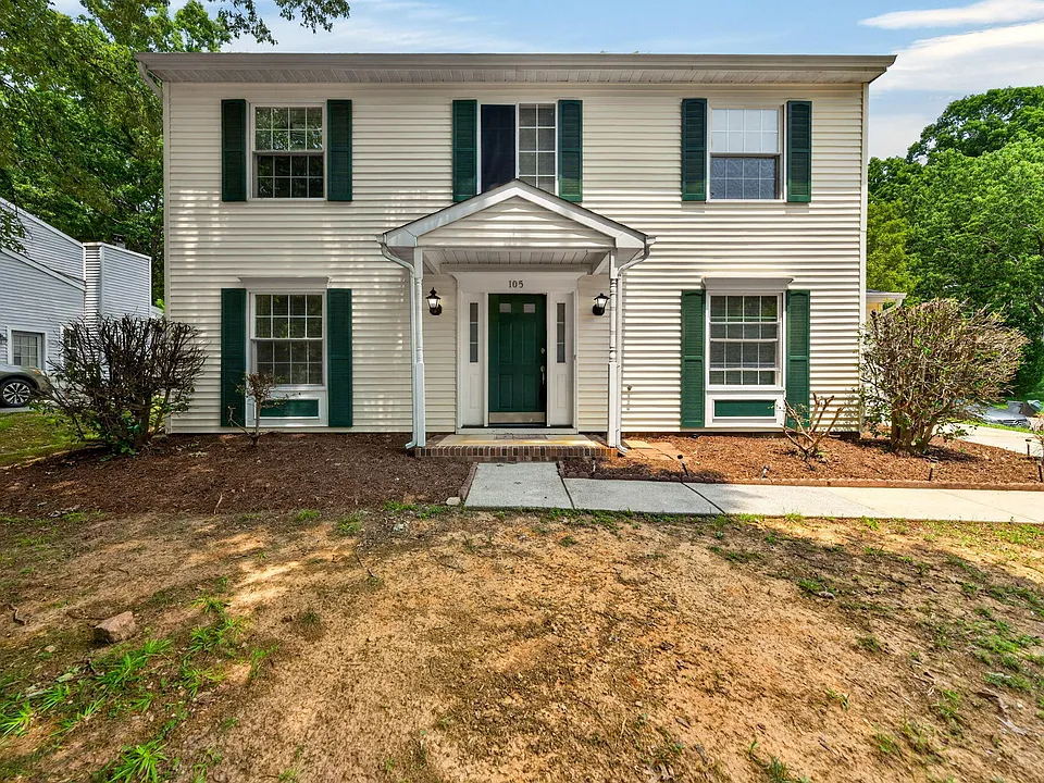 105 Trinity Woods Dr