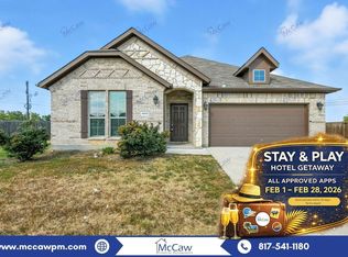 1413 Raleigh Path Rd, Denton, TX 76208