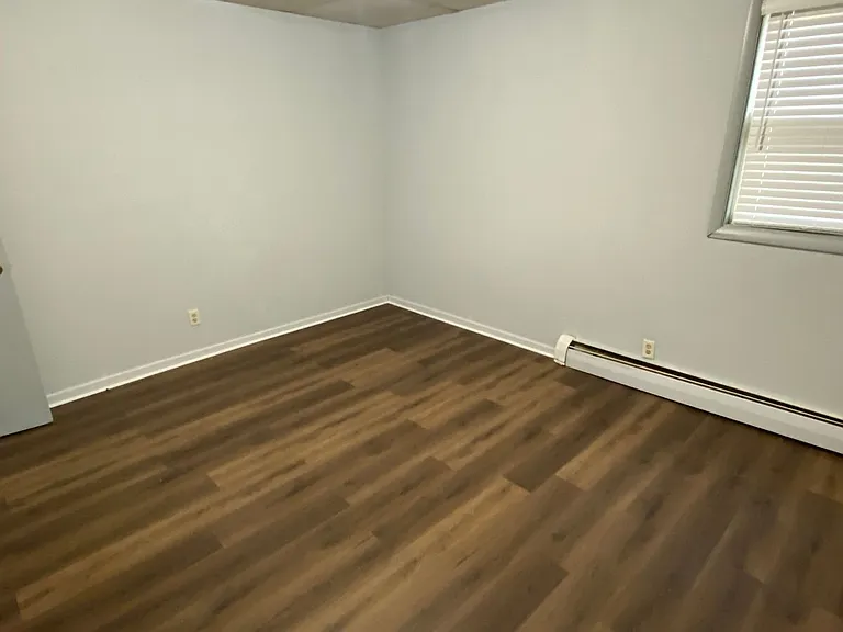 803 Franklin St — Photo 15