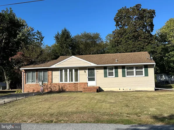 588 Sarah Pl, Vineland, NJ 08360