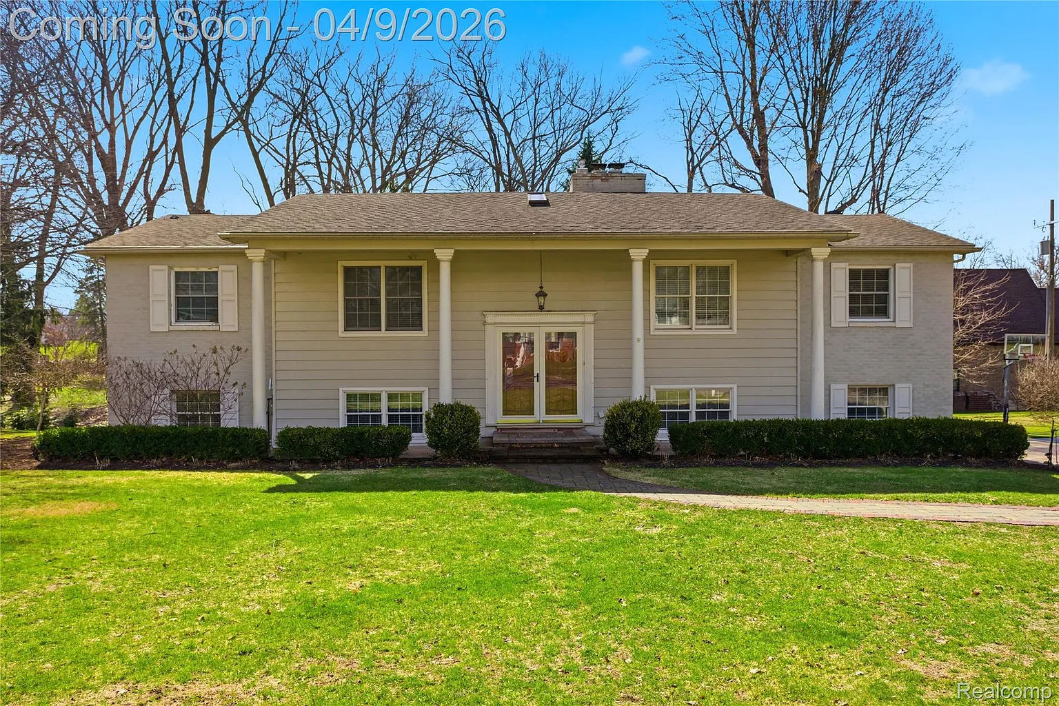 138 Aintree Rd photo 1