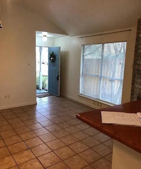 18119 Twin Creek Dr — Photo 20