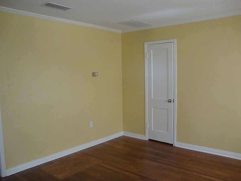 1st image of 2506 College Ave