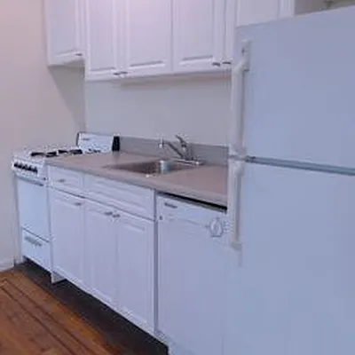 Rented by AJ Clarke | media 32