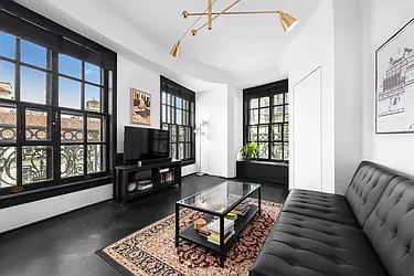 2109 Broadway