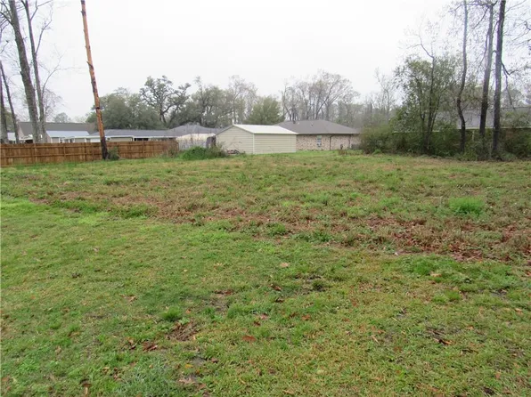 W Magnolia St, Ponchatoula, LA 70454