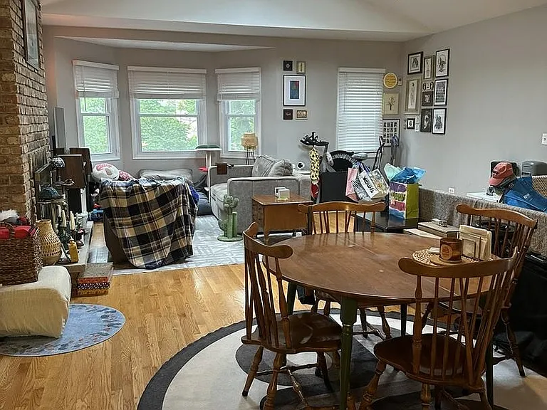 3733 N Janssen Ave #3 — Photo 4