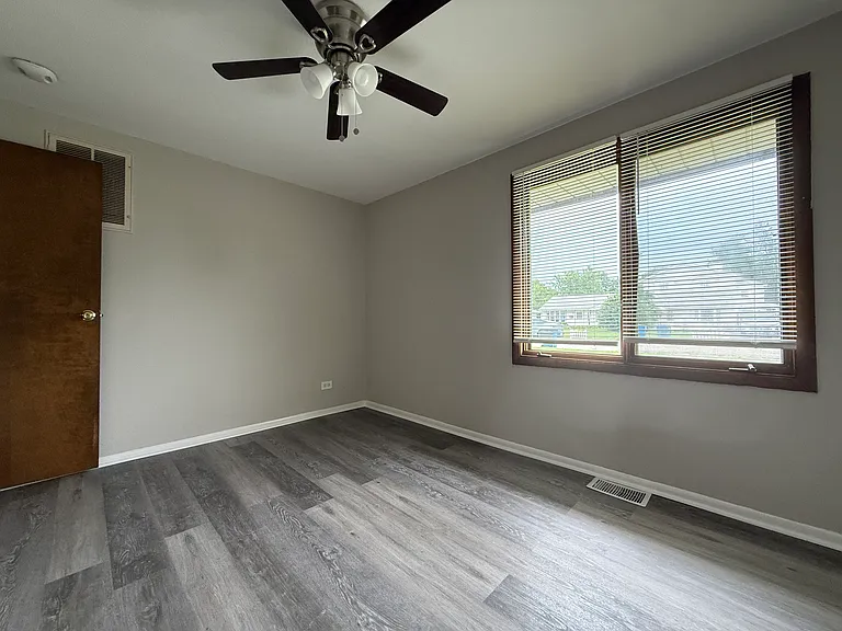 4158 W 90th Pl — Photo 9