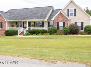 119 Sandspur Ct, Raeford, NC 28376