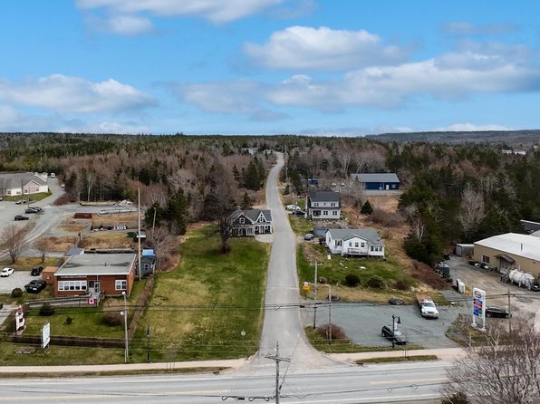 17 Behie Rd, Sheet Harbour, NS B0J 3B0