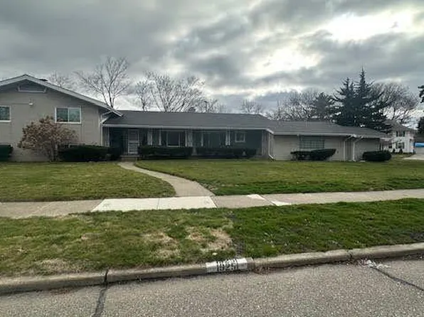 19251 Bretton Dr, Detroit, MI 48223