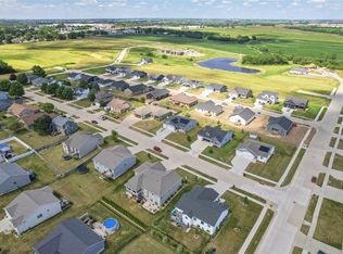 1020 E 26th St N, Newton, IA 50208