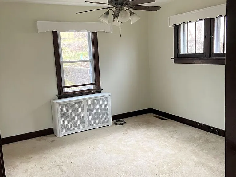 4908 Lougean Ave — Photo 9