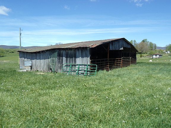 4th image of Friars Hill Rd