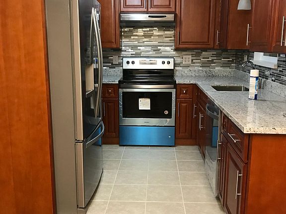 3rd image of 4705 S 179th St