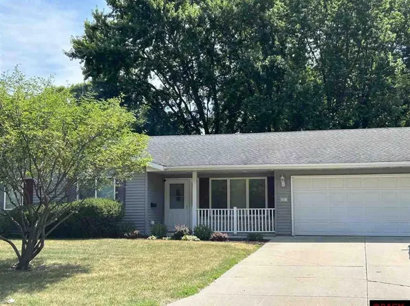 1608 4th St NE, Waseca, MN 56093