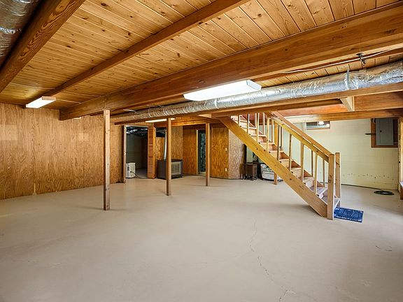 36th image of this home