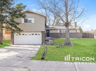 1228 N Chelton Rd, Colorado Springs, CO 80909