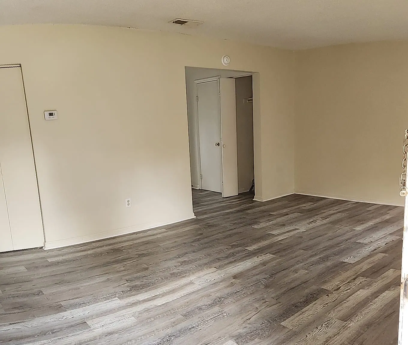 138 Pointe South Drive - C — Photo 4