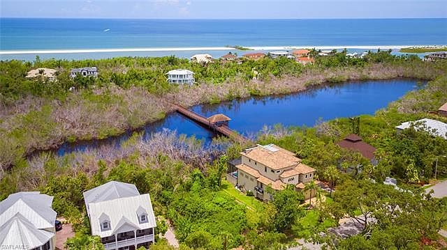 1st image of 782 Hideaway Cir