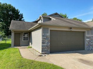 815 Mission Ave, Manhattan, KS 66502
