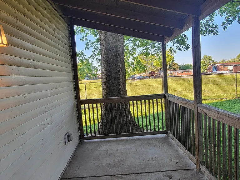 5102 Wicklow Pl — Photo 8