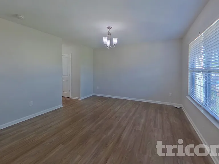 2641 Cider Ridge Rd — Photo 5