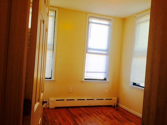 2nd image of 6037 53rd St #02
