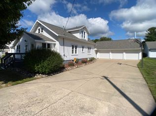 213 E State St, Bonduel, WI 54107