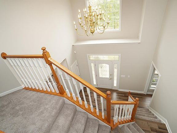 3rd image of 1011 Westchester Way