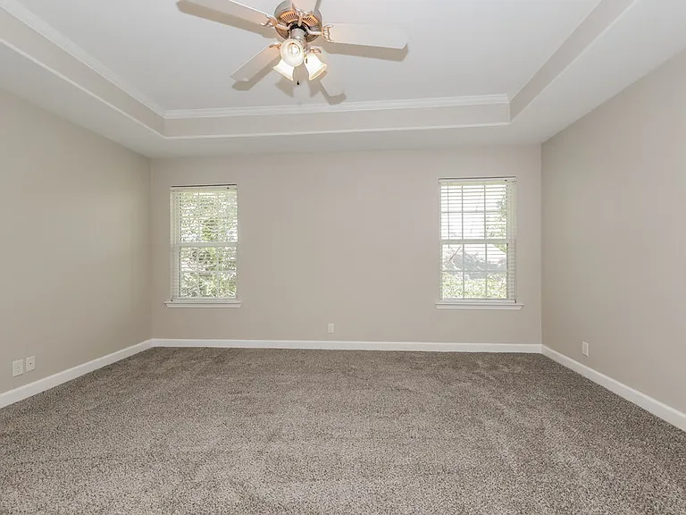 237 Titans Cir — Photo 9
