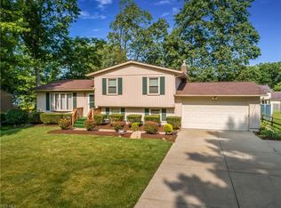 3667 Seneca St, Stow, OH 44224