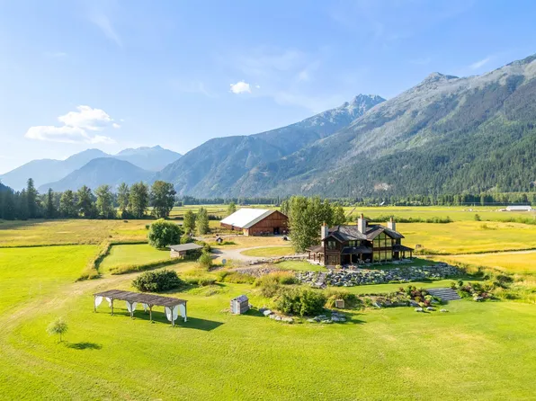 9115 Pemberton Meadows Rd, Pemberton, BC V0N 2L1