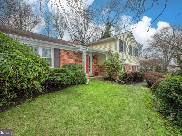 515 Winston Way, Berwyn, PA 19312