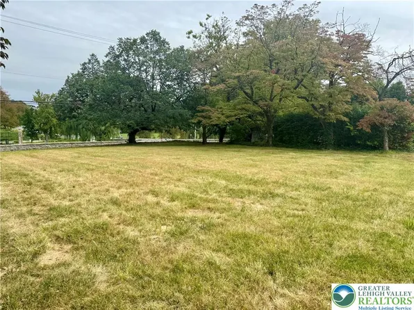 114 S Saint Elmo St, Allentown, PA 18104