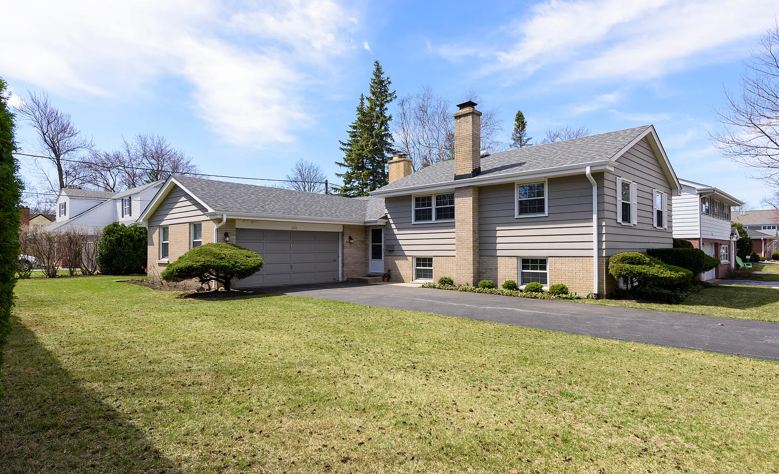 3101 Country Ln photo 1
