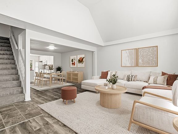 3rd image of 109 Horseshoe Cir E