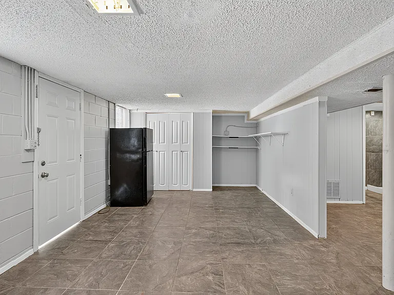 246 Bonnabrook Dr — Photo 41