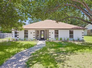 2133 Goldfinch Dr, Lewisville, TX 75077