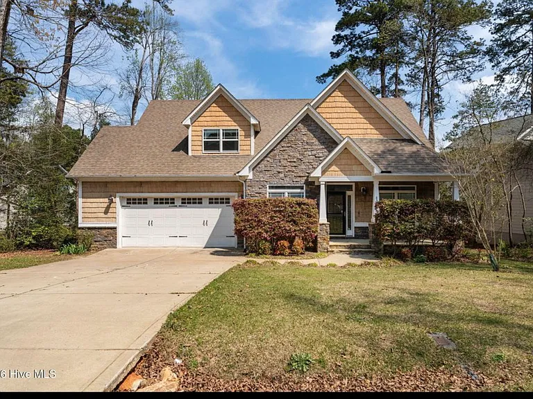 Elderberry Dr — Photo 1