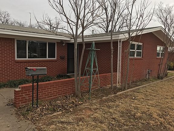 3rd image of 1006 NW 12th St