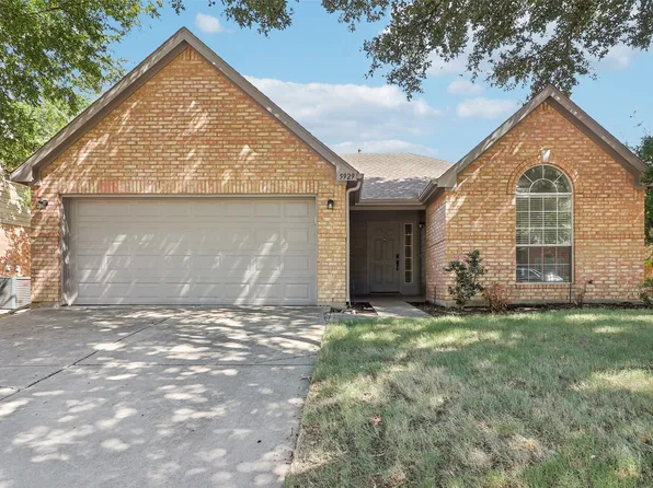 5929 Hillview Dr, Watauga, TX 76148