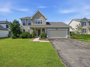 390 Deering Ln, Bolingbrook, IL 60440