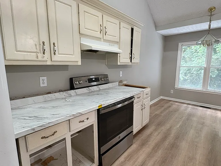 2700 Fort Daniels Dr — Photo 10