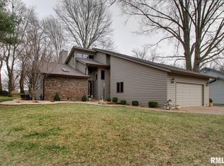 2101 S 30th St, Quincy, IL 62301